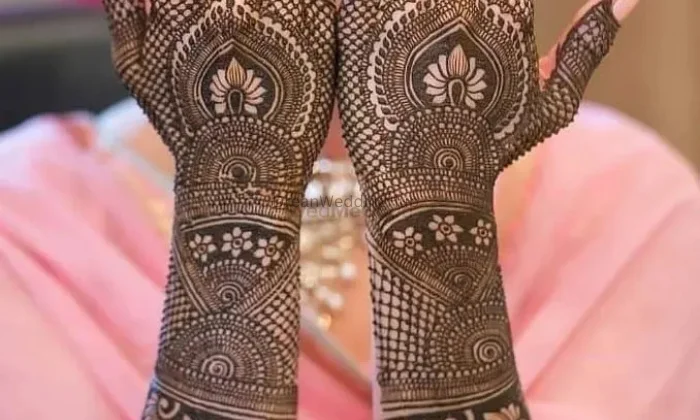 Hemal Mehendi Artist